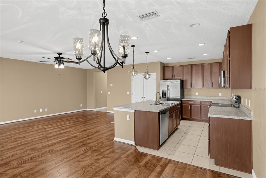 171 HYDRA WAY, GROVELAND, FL — photo 4 of 28