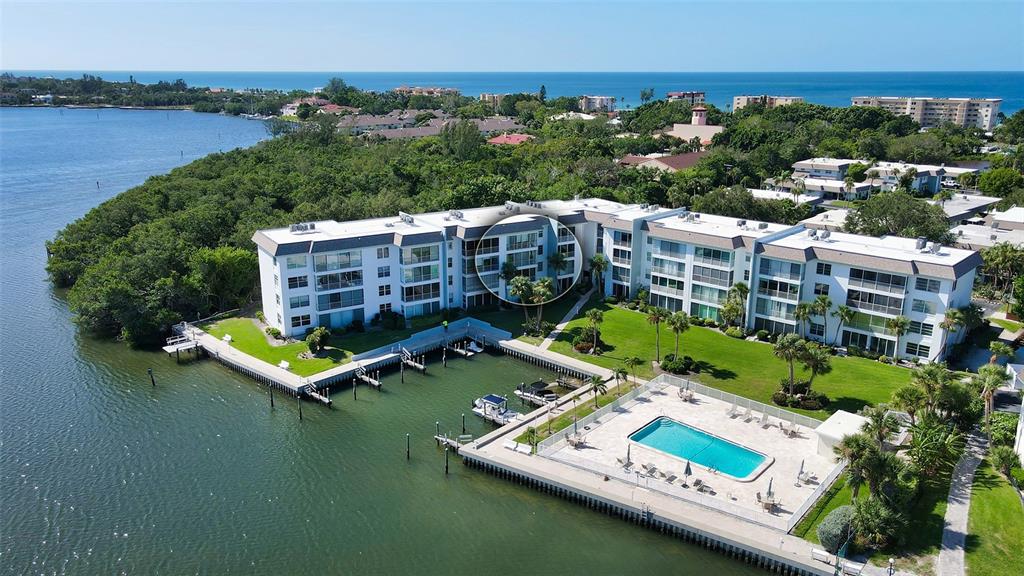 600 SUTTON PLACE UNIT B302