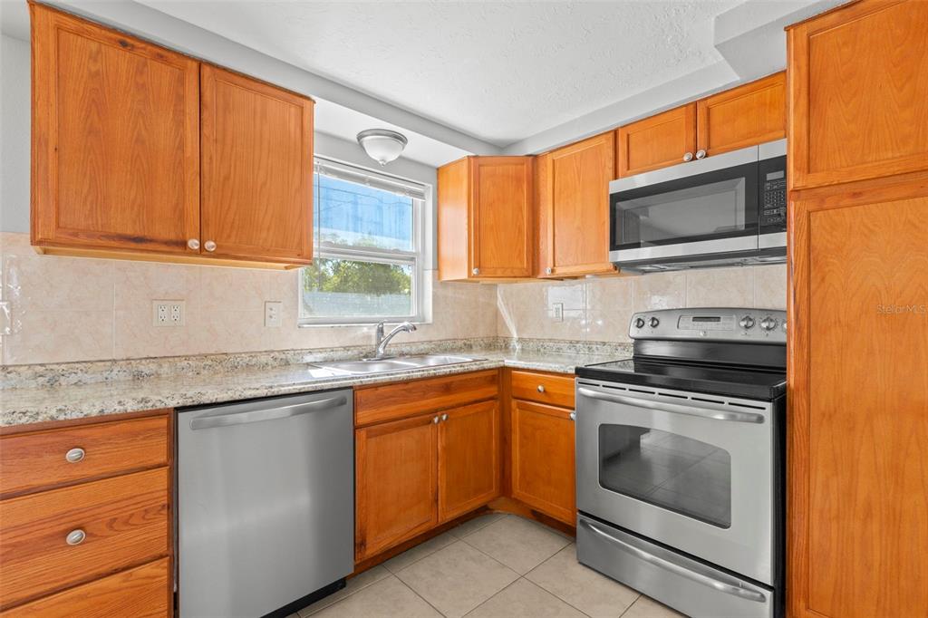 1508 DERRICK STREET, HOLIDAY, FL — photo 3 of 30