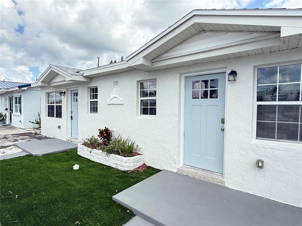 119 147TH AVENUE E UNIT B, MADEIRA BEACH, FL — photo 2 of 19