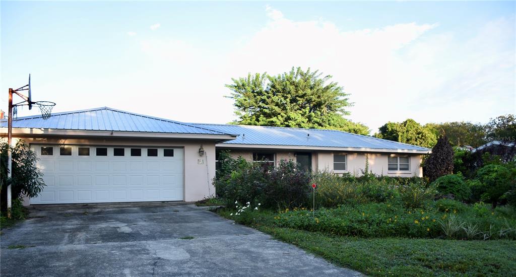 2611 COLLINS AVENUE, LAKELAND, FL — photo 2 of 30