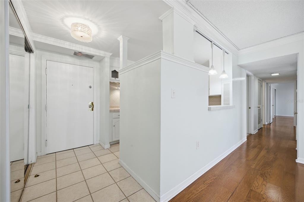 4141 BAYSHORE BOULEVARD UNIT 1502, TAMPA, FL — photo 2 of 30