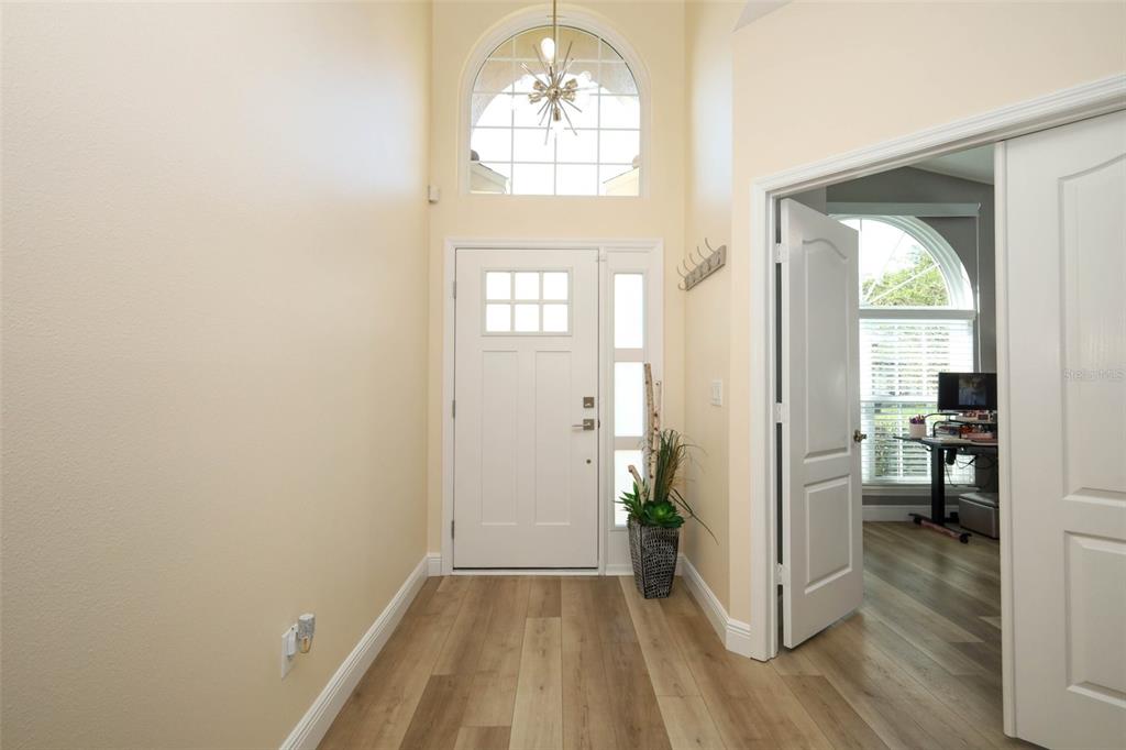 284 CLYDESDALE CIRCLE, SANFORD, FL — photo 3 of 30