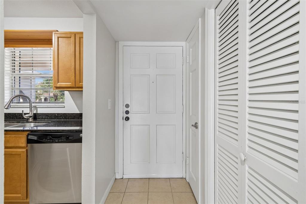 10354 CARROLLWOOD LANE UNIT 197, TAMPA, FL — photo 4 of 30