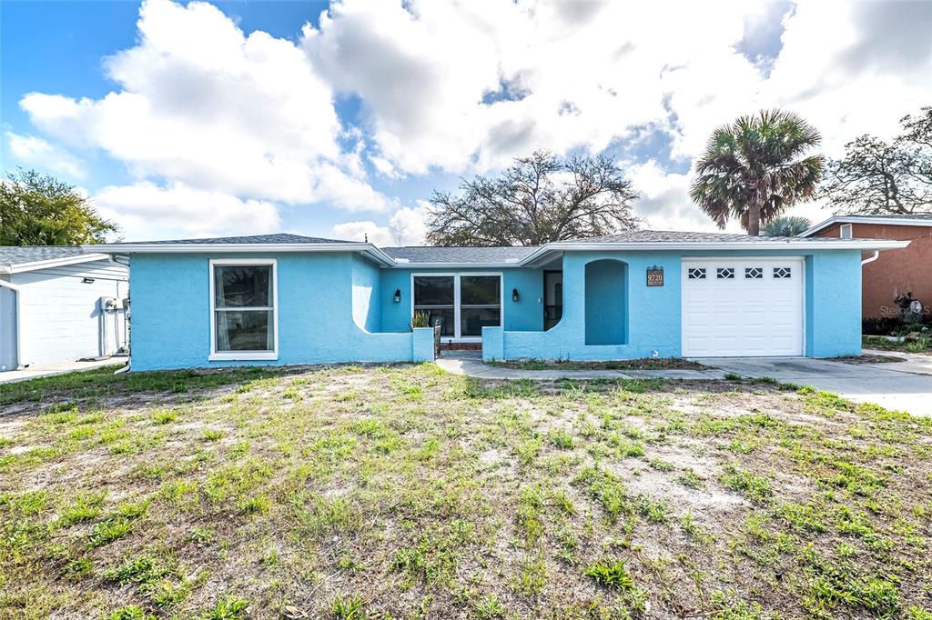 9720 GRAY FOX LANE