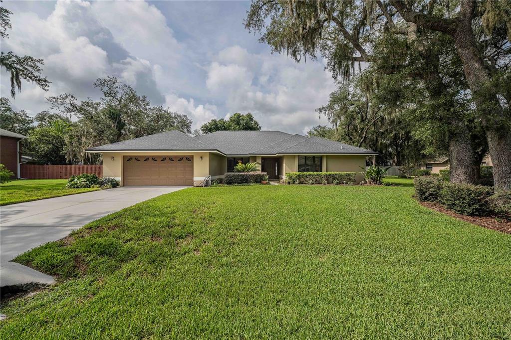 1749 LADY BOWERS TRAIL