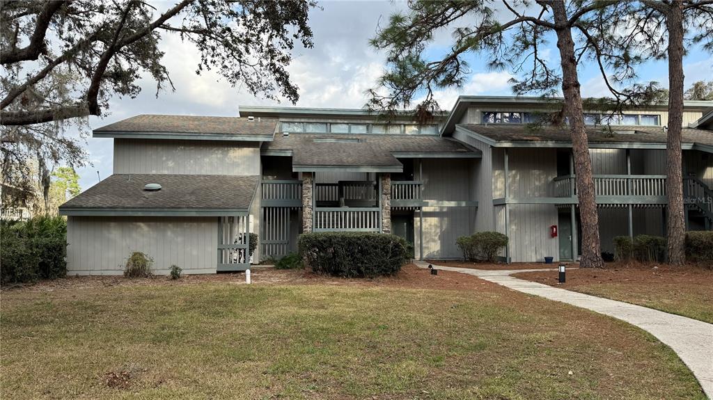 176 PALM VIEW COURT UNIT 3475/6