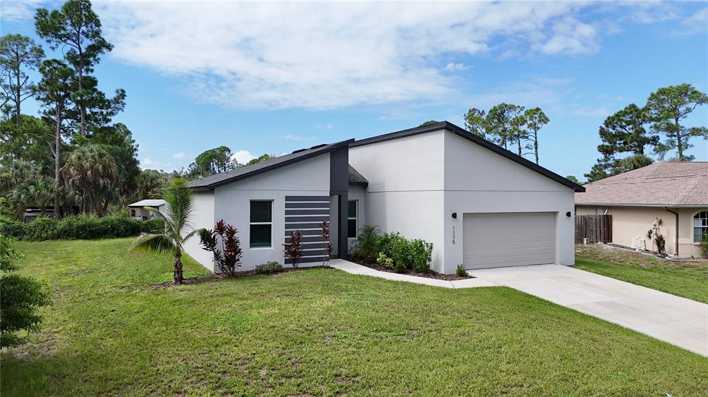 1175 E HALLMARK BOULEVARD, NORTH PORT, FL — photo 4 of 30