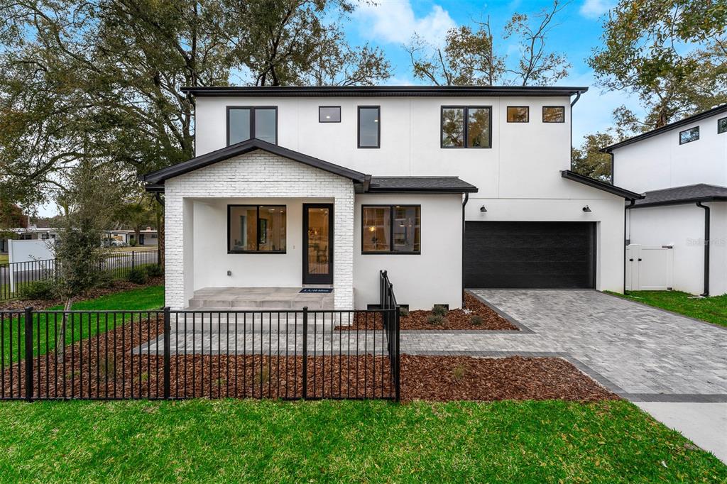407 CALHOUN PLACE