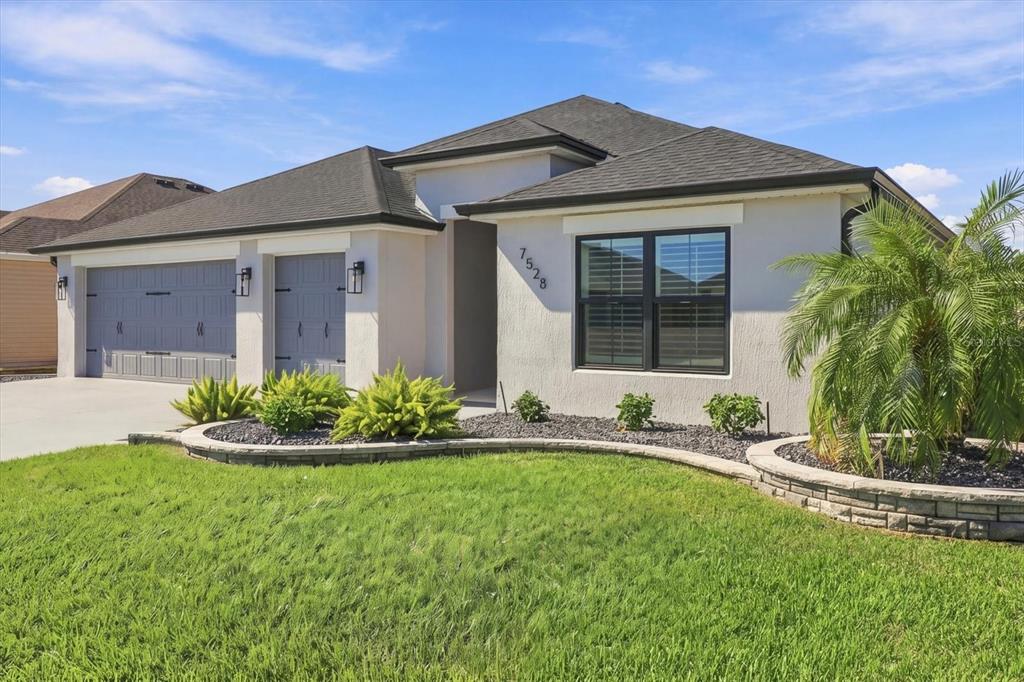 7528 DANIEL COLLINS COURT, THE VILLAGES, FL — photo 4 of 48