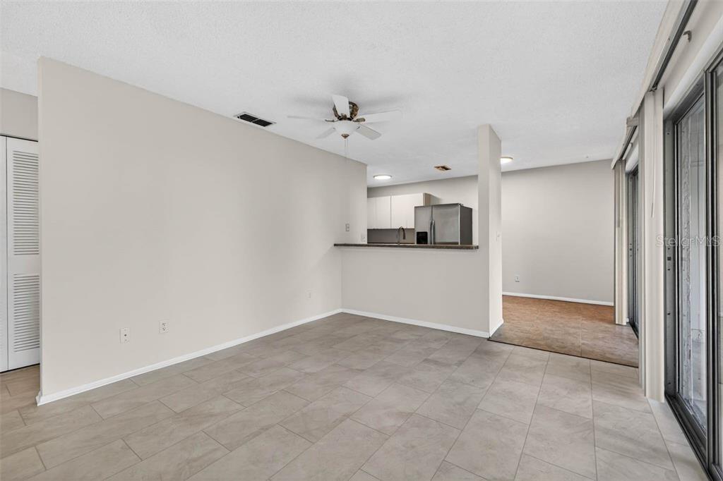 4843 NAPOLI COURT NE, ST PETERSBURG, FL — photo 5 of 27