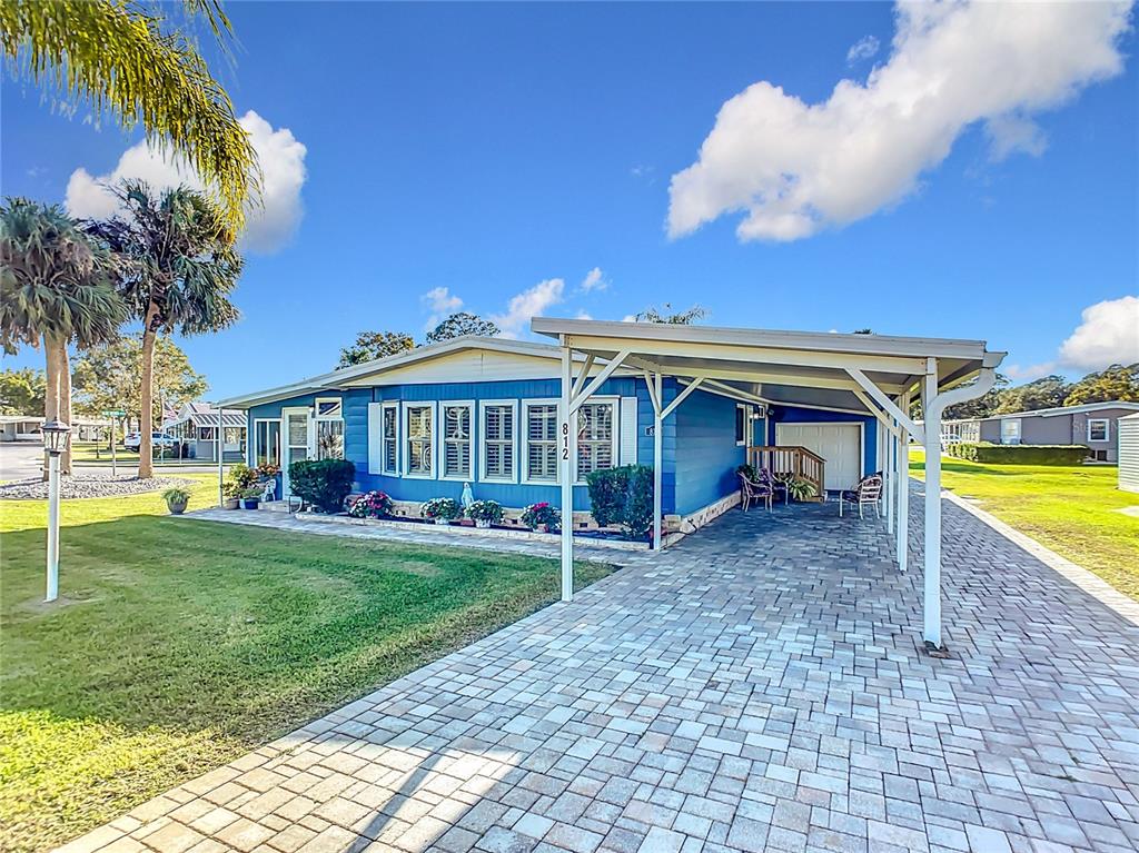 812 SWALLOW LANE