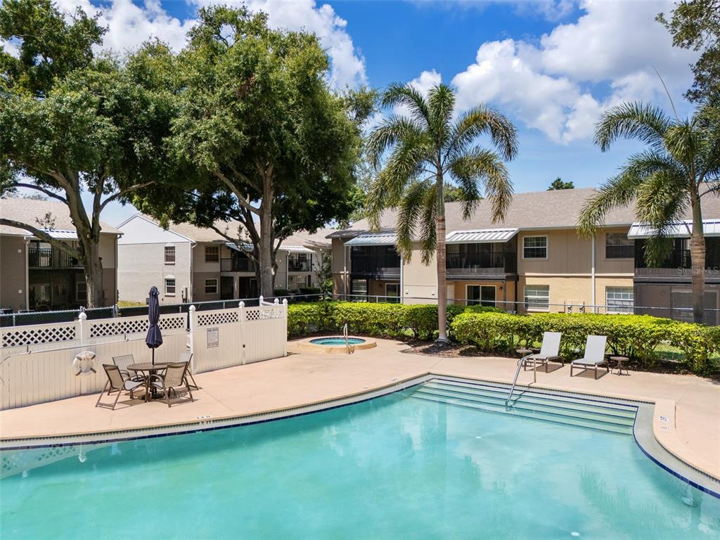 3812 N OAK DRIVE UNIT M72