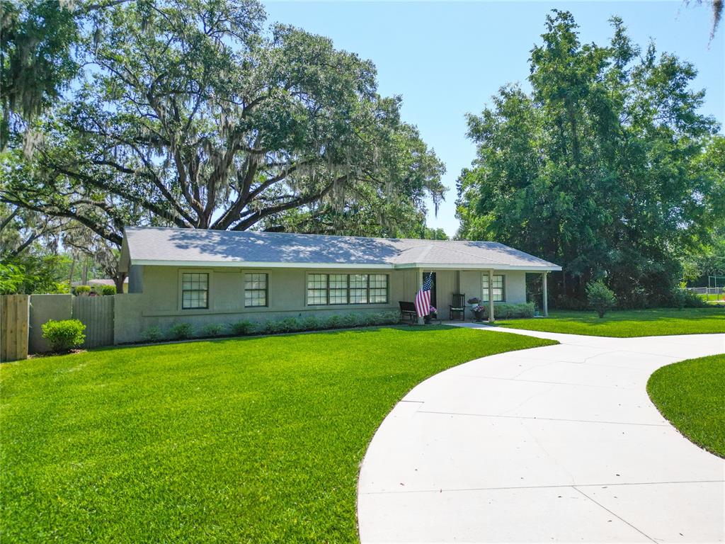 203 SE 30TH AVENUE