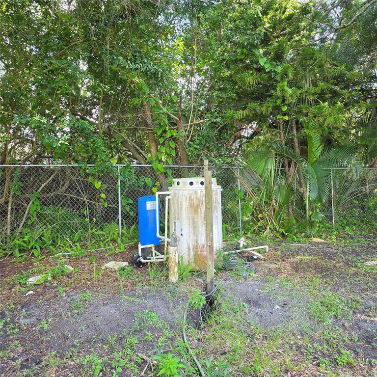 709 21ST AVENUE SE, RUSKIN, FL — photo 5 of 6
