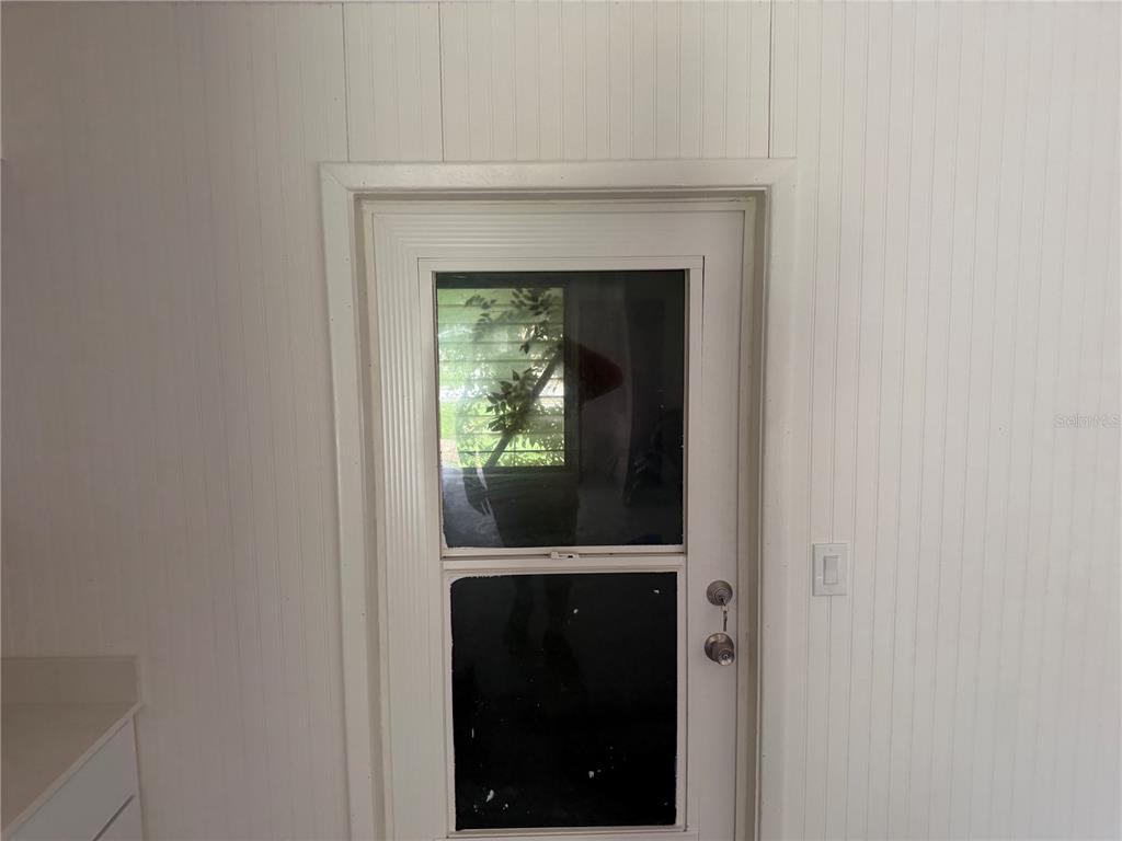 11054 SE 56TH AVENUE, BELLEVIEW, FL — photo 2 of 23