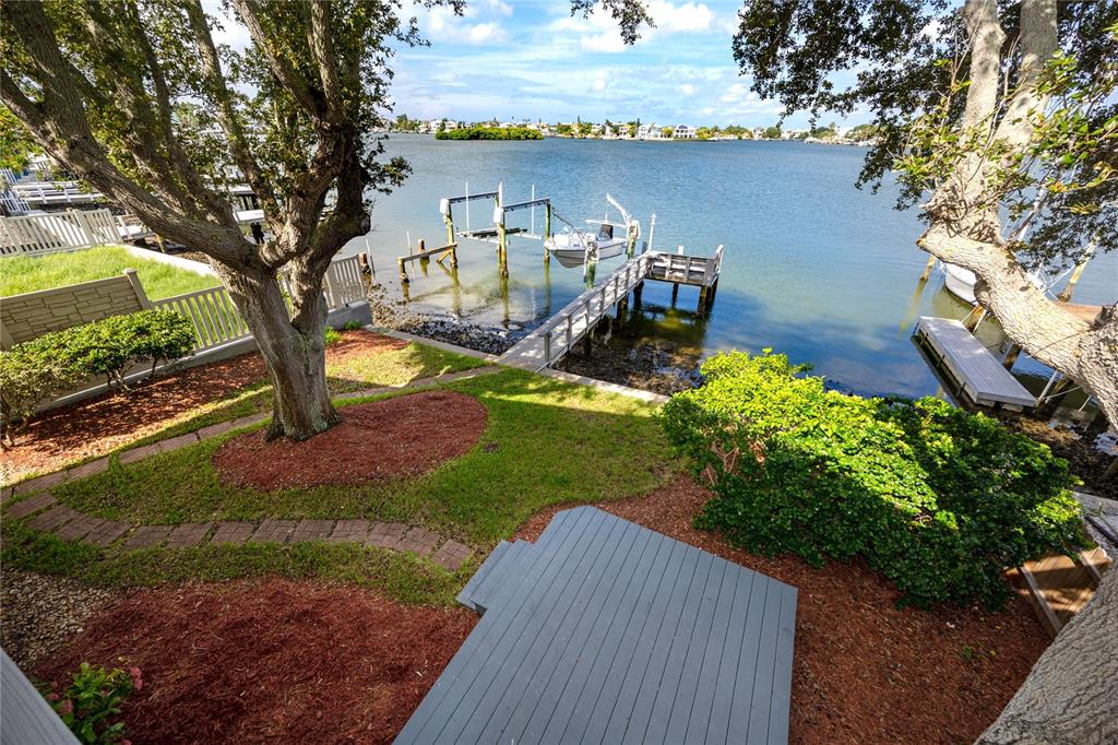 517 20TH AVENUE, INDIAN ROCKS BEACH, FL — photo 5 of 30