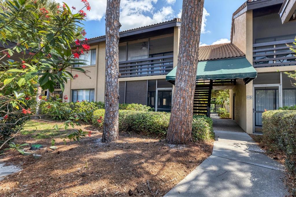 5669 ASHTON LAKE DRIVE UNIT 1