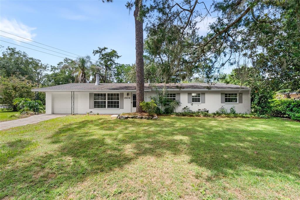 1804 NW 36TH TERRACE, GAINESVILLE, FL — photo 2 of 30