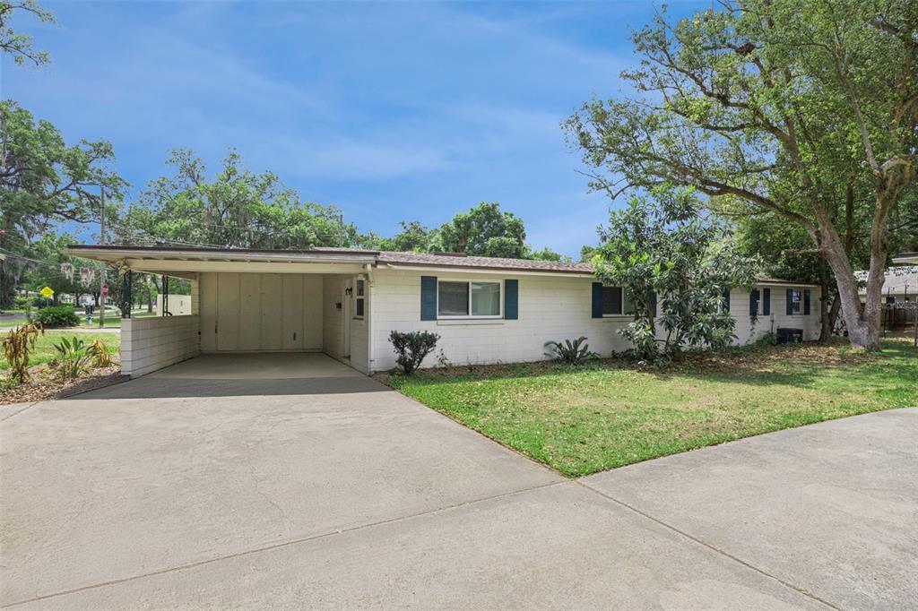 800 N WESTMORELAND DRIVE