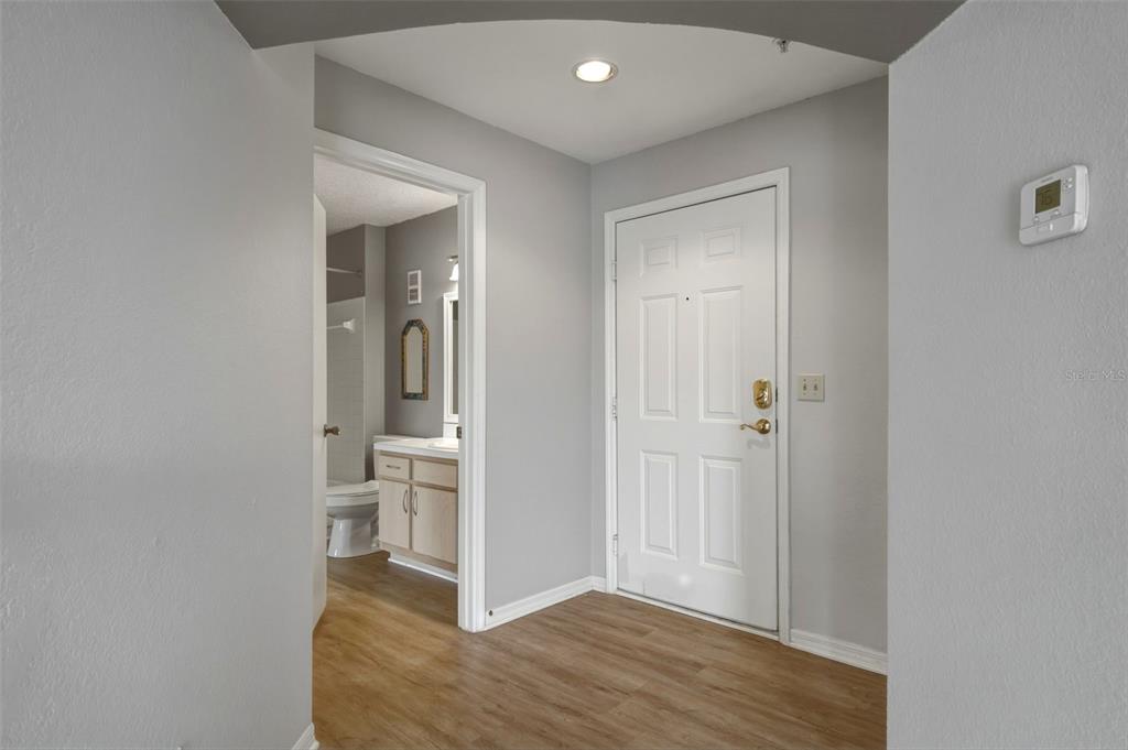 7300 WESTPOINTE BOULEVARD UNIT 725, ORLANDO, FL — photo 4 of 30