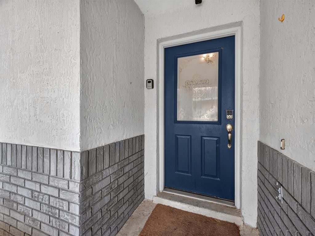 8014 SPRING CREEK DRIVE, KISSIMMEE, FL — photo 2 of 30