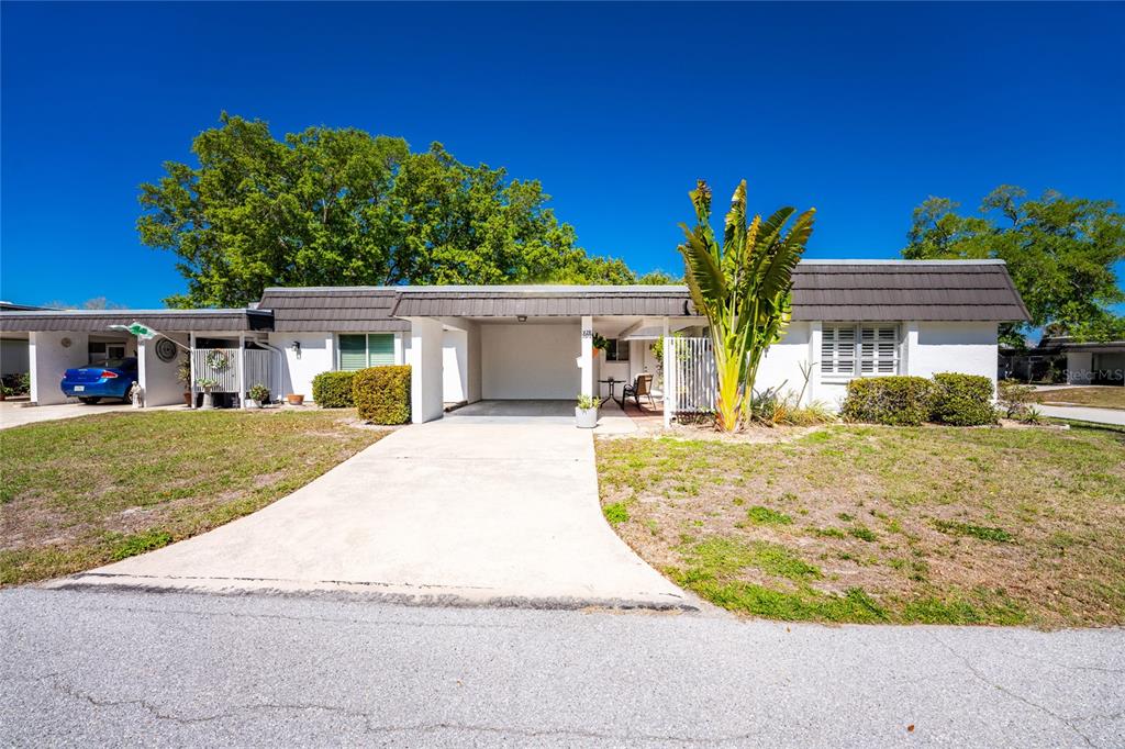 3972 OVERLOOK BEND UNIT 28