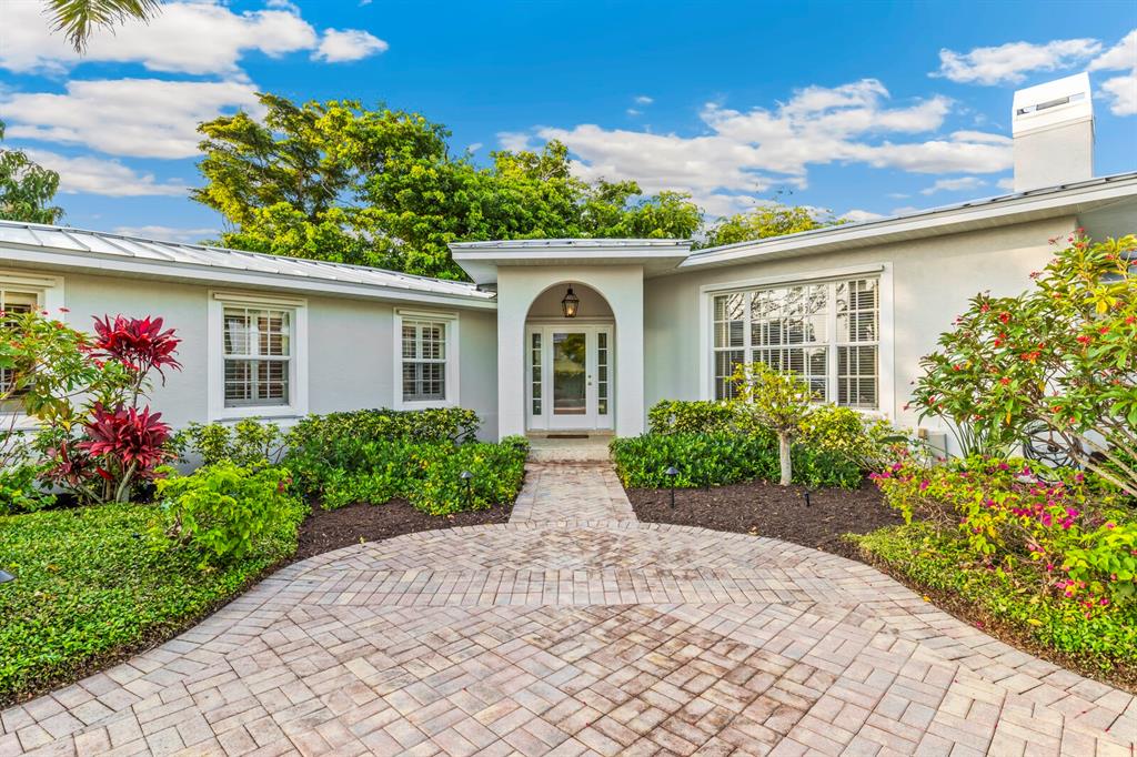 252 WATERWAYS AVENUE, BOCA GRANDE, FL — photo 3 of 30