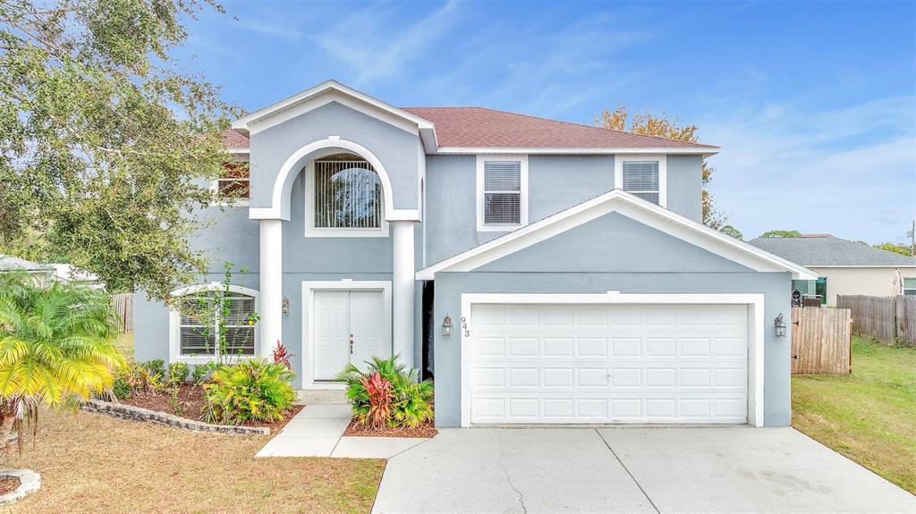 943 VAN LOON COURT