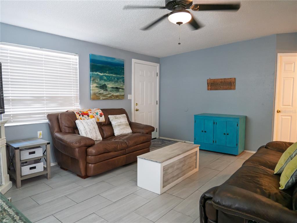 718 NORTHMOOR AVENUE N, ST PETERSBURG, FL — photo 3 of 30