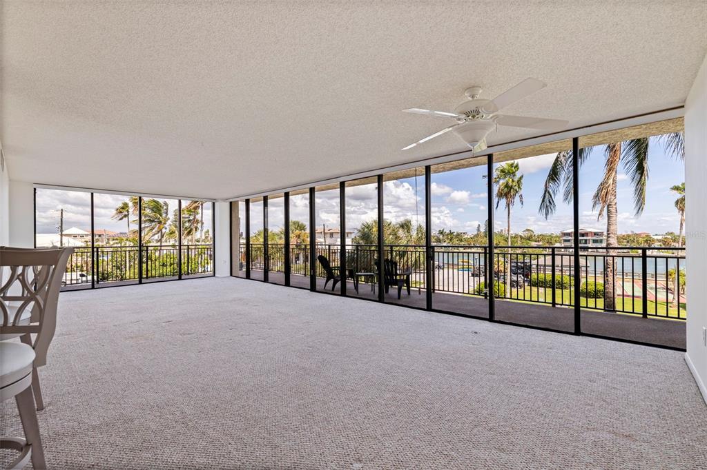 7600 BAYSHORE DRIVE UNIT 208, TREASURE ISLAND, FL — photo 5 of 30