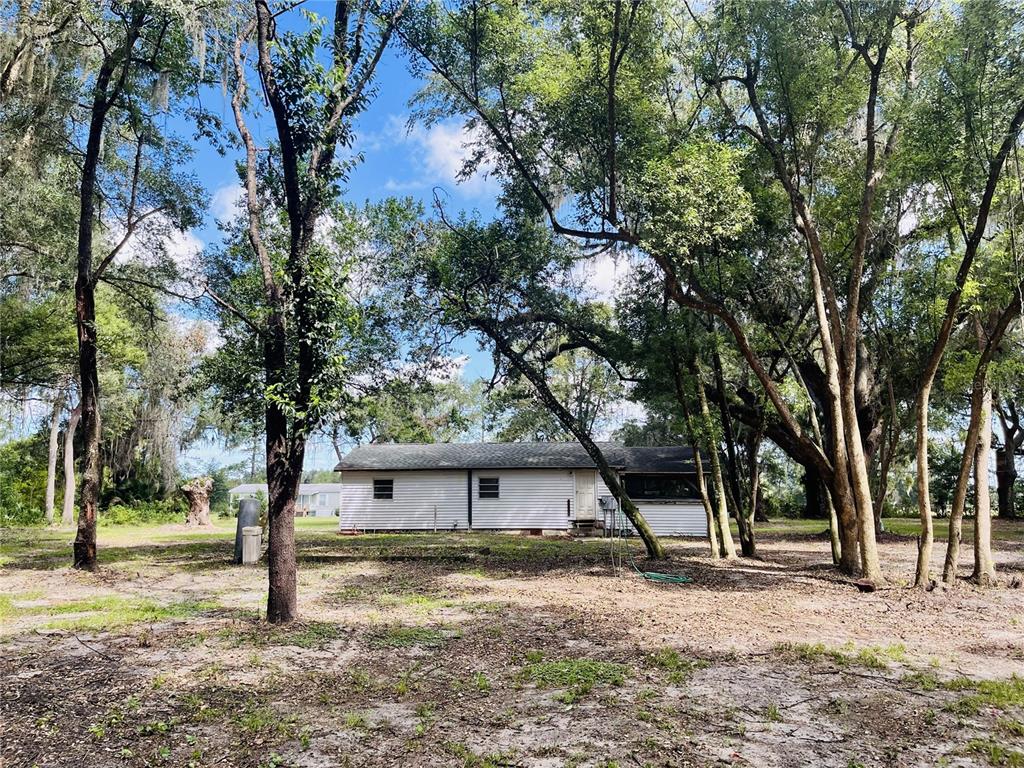 3324 TAYLOR AVENUE, COLEMAN, FL — photo 5 of 27