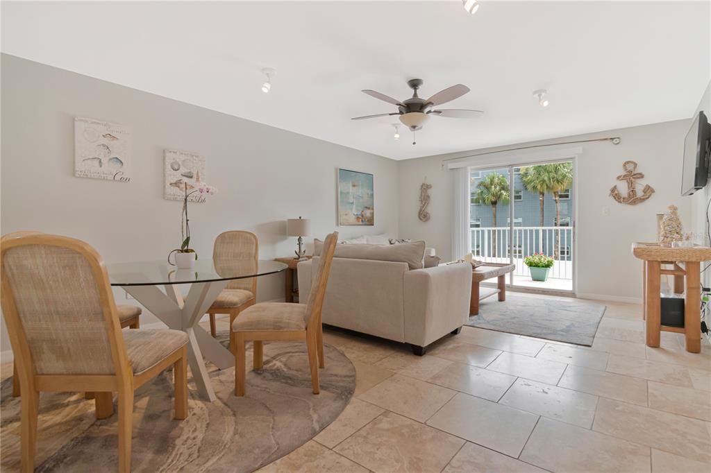 464 N PAULA DRIVE UNIT 211, DUNEDIN, FL — photo 4 of 30