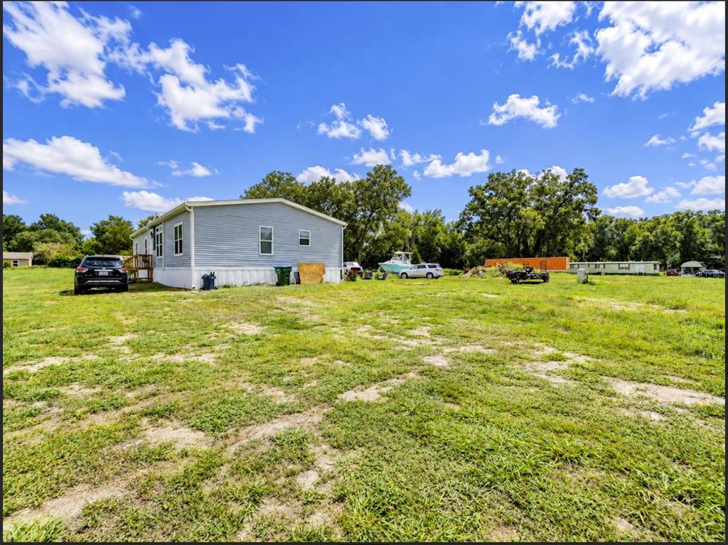 4980 SE 14TH STREET, SUMMERFIELD, FL — photo 3 of 9