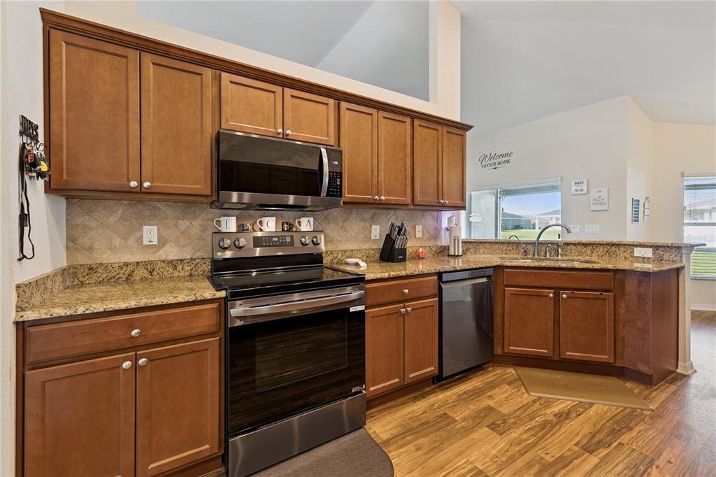 3833 FIELDSTONE CIRCLE, WINTER HAVEN, FL — photo 3 of 30