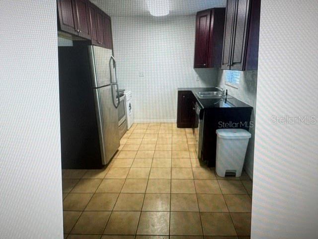 121 S GLENWOOD AVENUE, ORLANDO, FL — photo 3 of 8