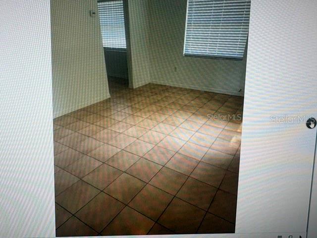 121 S GLENWOOD AVENUE, ORLANDO, FL — photo 5 of 8