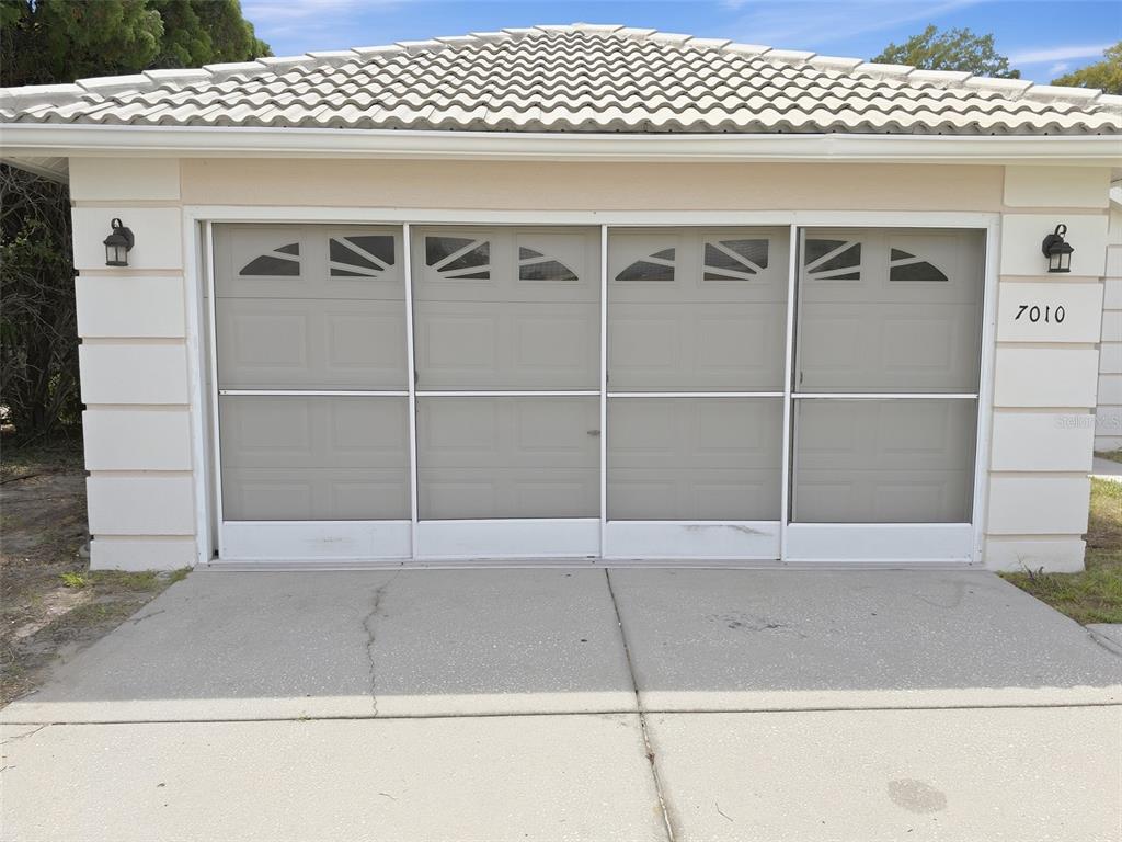 7010 ORCHID LAKE ROAD, NEW PORT RICHEY, FL — photo 4 of 30