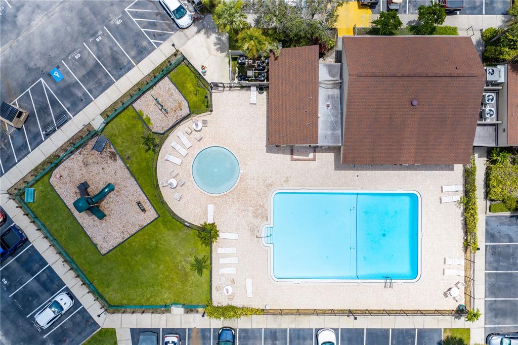 782 VILLAGE LAKE TERRACE N UNIT 103, ST PETERSBURG, FL — photo 2 of 30