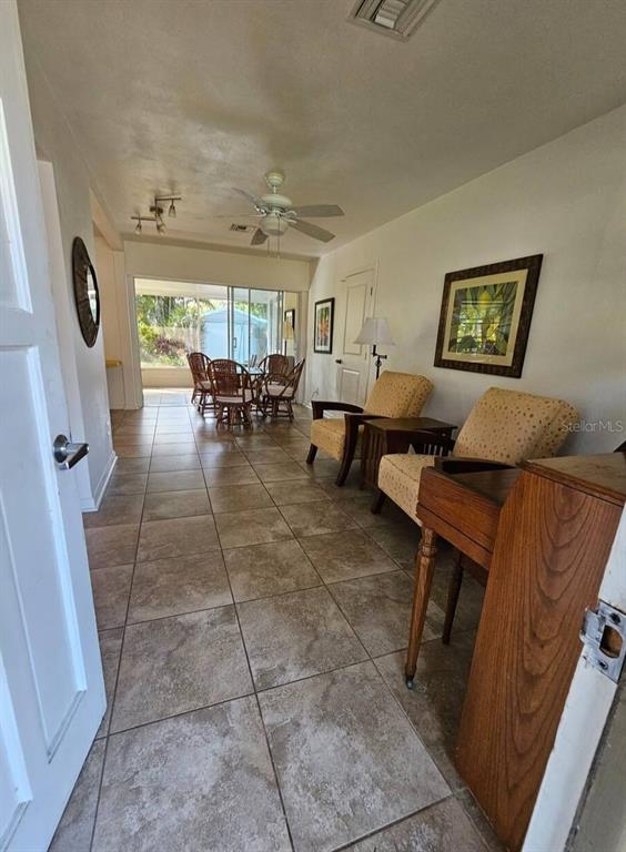 11598 OVAL DRIVE W, LARGO, FL — photo 3 of 23