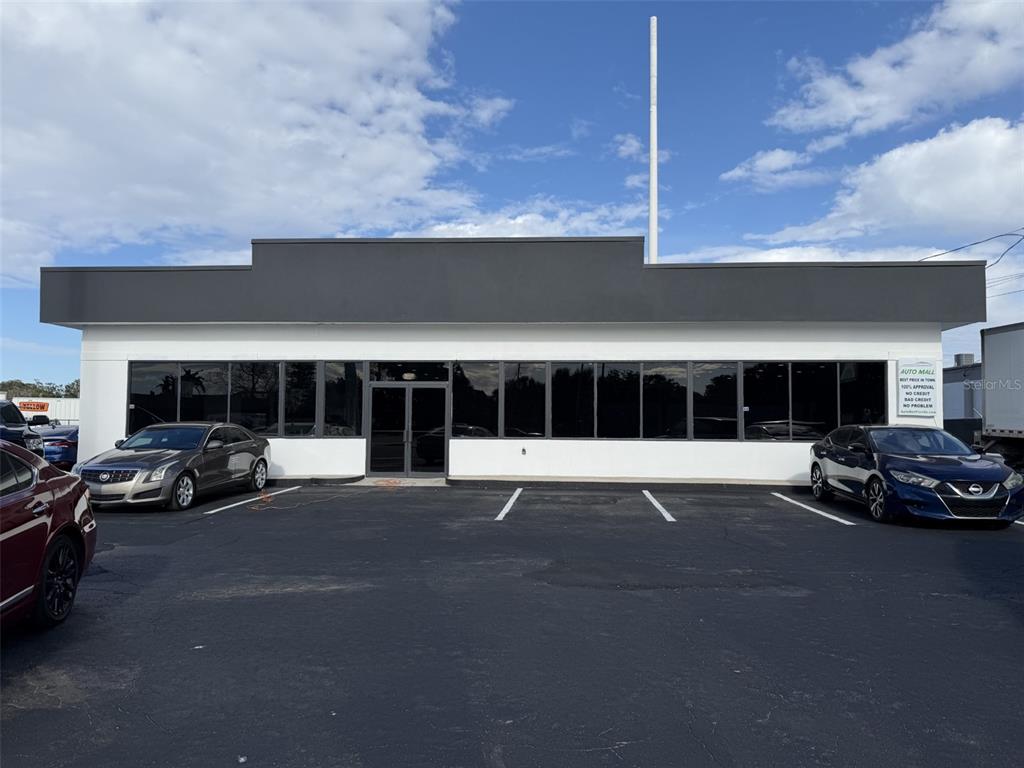 5005 EDGEWATER DRIVE