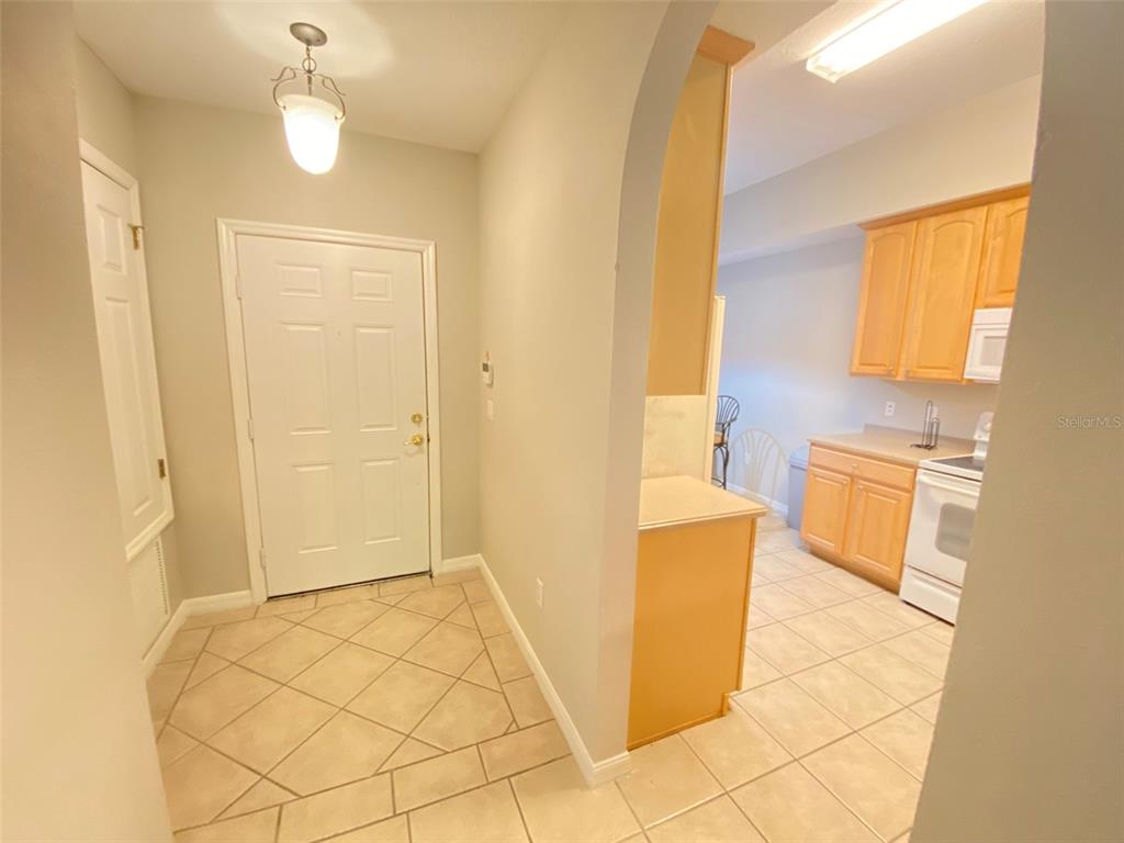9416 MYRTLE CREEK LANE UNIT 703, ORLANDO, FL — photo 3 of 30