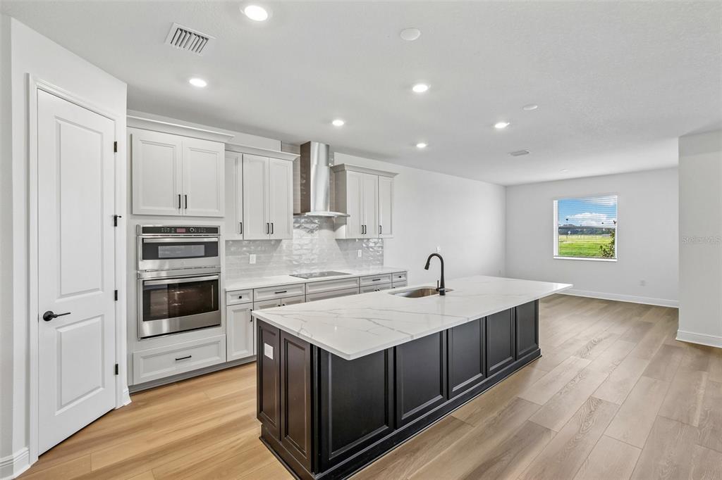 9246 DEEP HORIZON LOOP, PARRISH, FL — photo 5 of 30