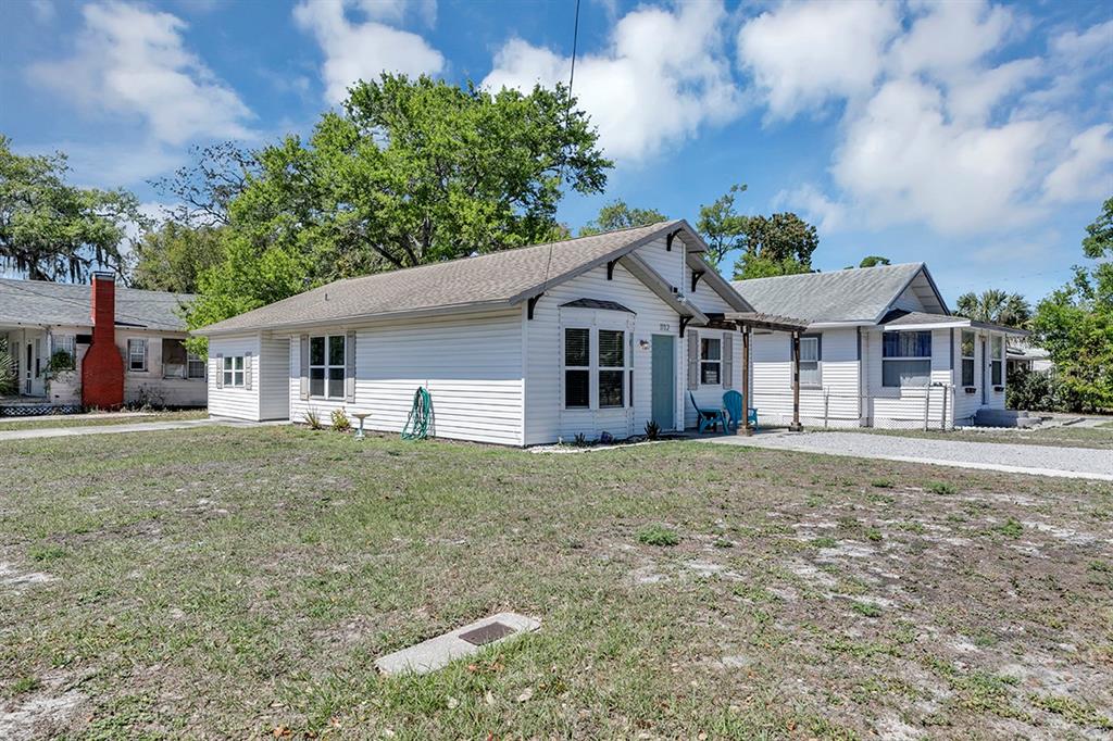 1112 S PROSPECT AVENUE, CLEARWATER, FL — photo 2 of 26
