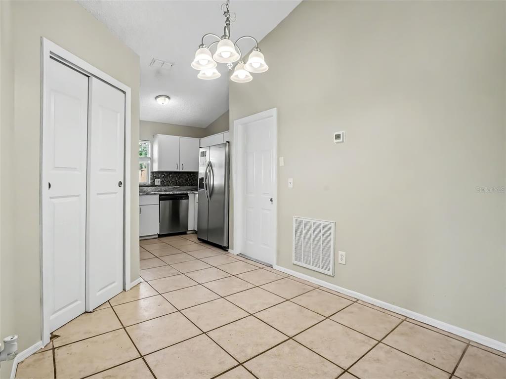 1626 WOODSTONE DRIVE, APOPKA, FL — photo 4 of 15