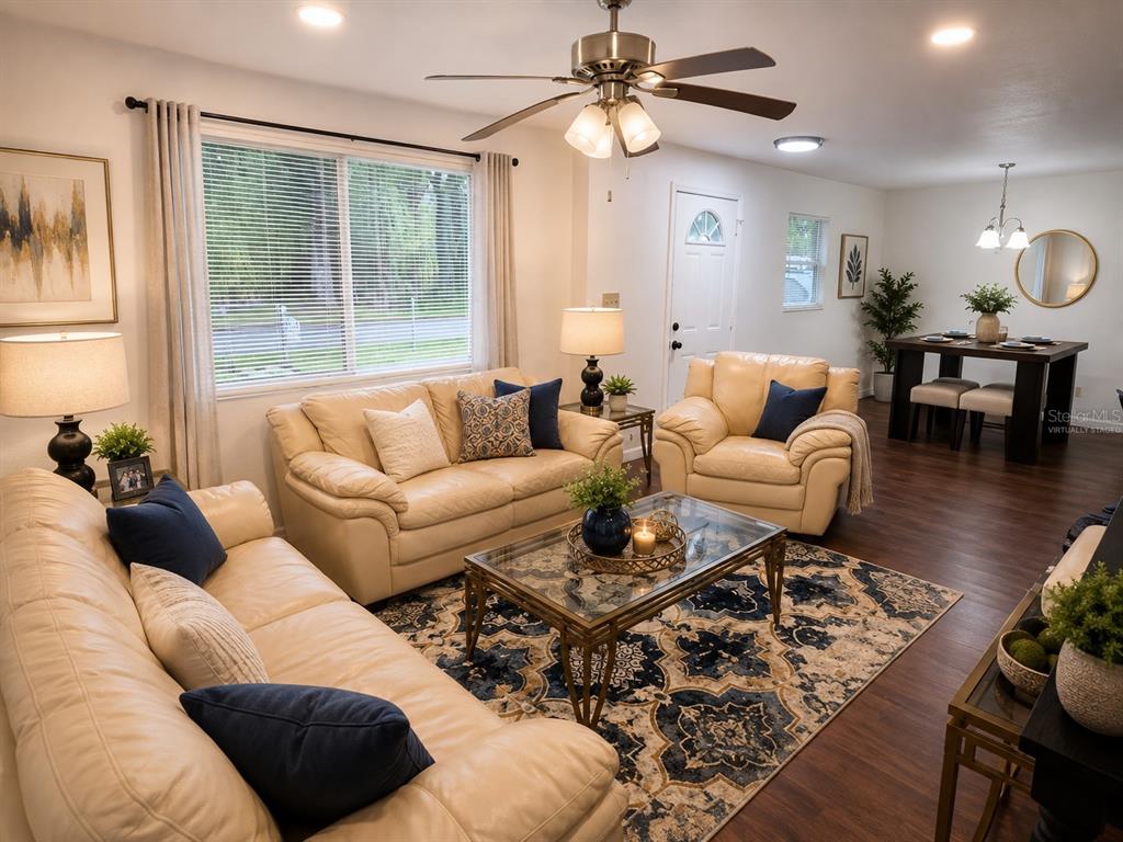 11617 GROVEWOOD AVENUE, THONOTOSASSA, FL — photo 2 of 10