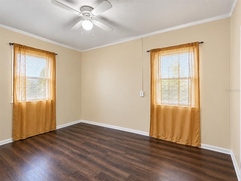 322 NE 9TH STREET, MULBERRY, FL — photo 5 of 13