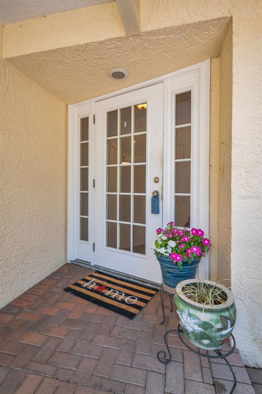 520 SANDY HOOK ROAD, PALM HARBOR, FL — photo 4 of 30