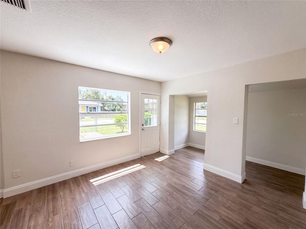 2406 E CURTIS STREET, TAMPA, FL — photo 3 of 15