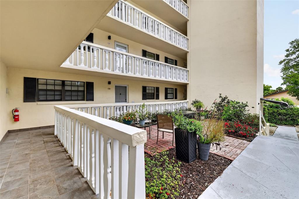 101 N GRANDVIEW STREET UNIT 111, MOUNT DORA, FL — photo 5 of 30